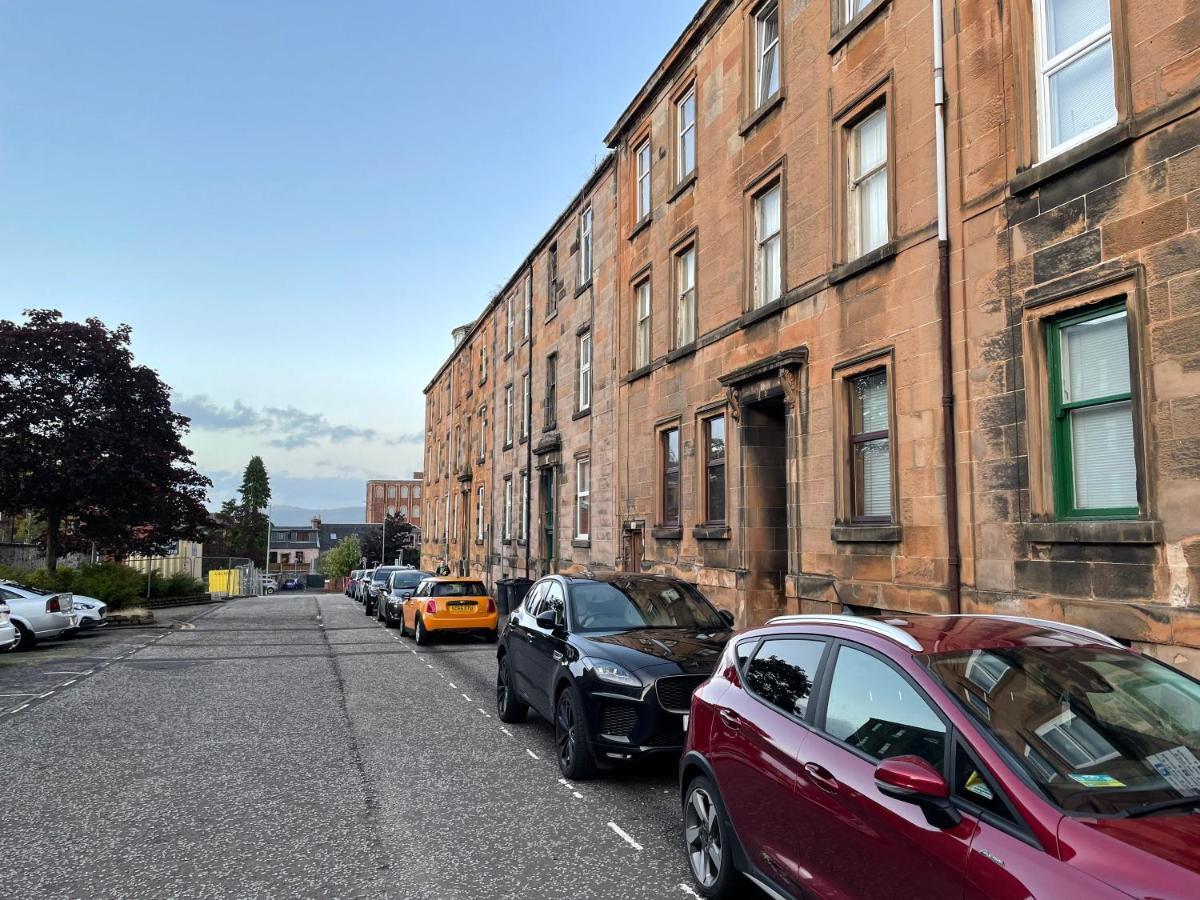 The Portside Apartment Greenock Bagian luar foto